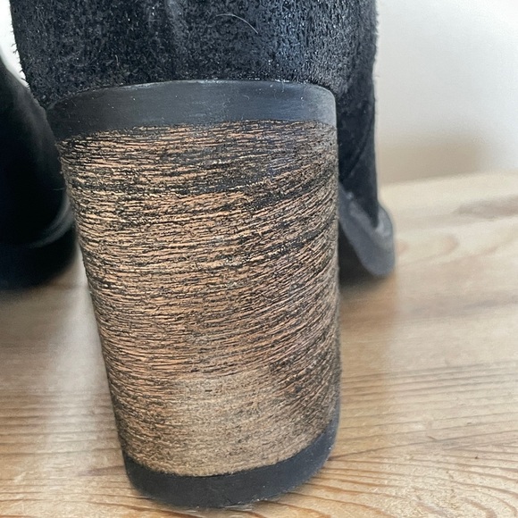 Arctica suede bootie - Picture 10 of 10